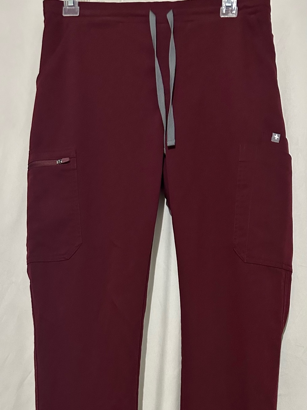 FIGS Burgundy Yola High-Waisted Slim Scrub Pants Small Tall S/T